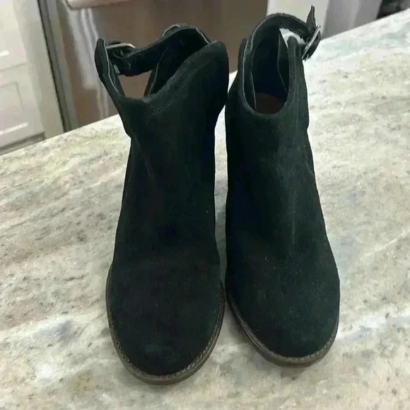 Lucky Brand Black suede wedge boots Sz 7M. Excellent condition - Picture 2 of 8